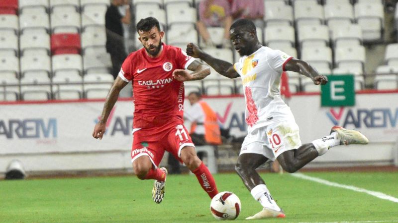 Nhận định soi kèo Kayserispor vs Antalyaspor lúc 00h00 ngày 13/5/2025